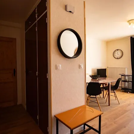 La Foret Mountain Views Parking Apartment