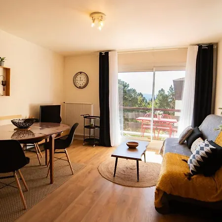 La Foret - Mountain Views & Parking *